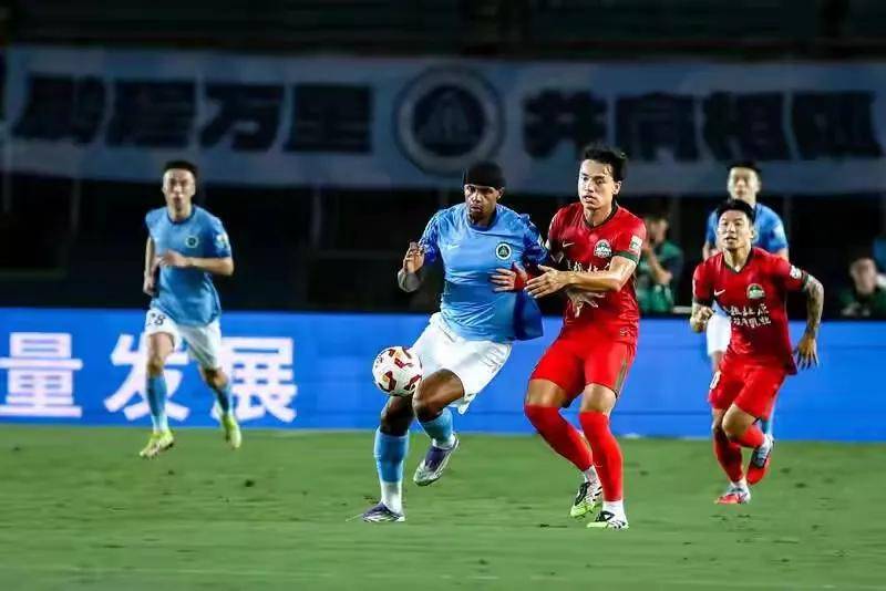 九游娱乐-中超赛程吃紧，深圳男篮清晨防线松动，管理层满意，团队化学反应显著(深圳男篮最新消息今天)